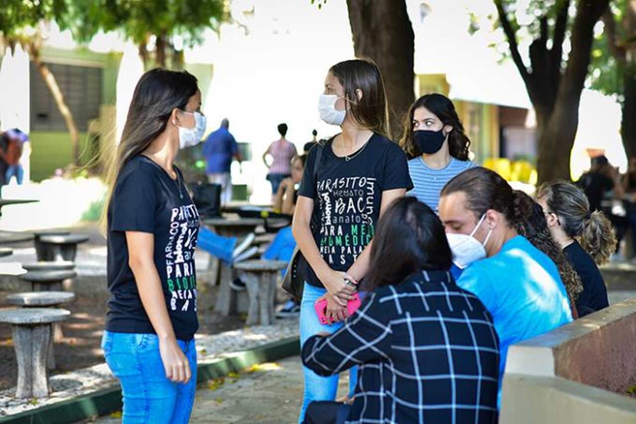 agente universitário na Unoeste